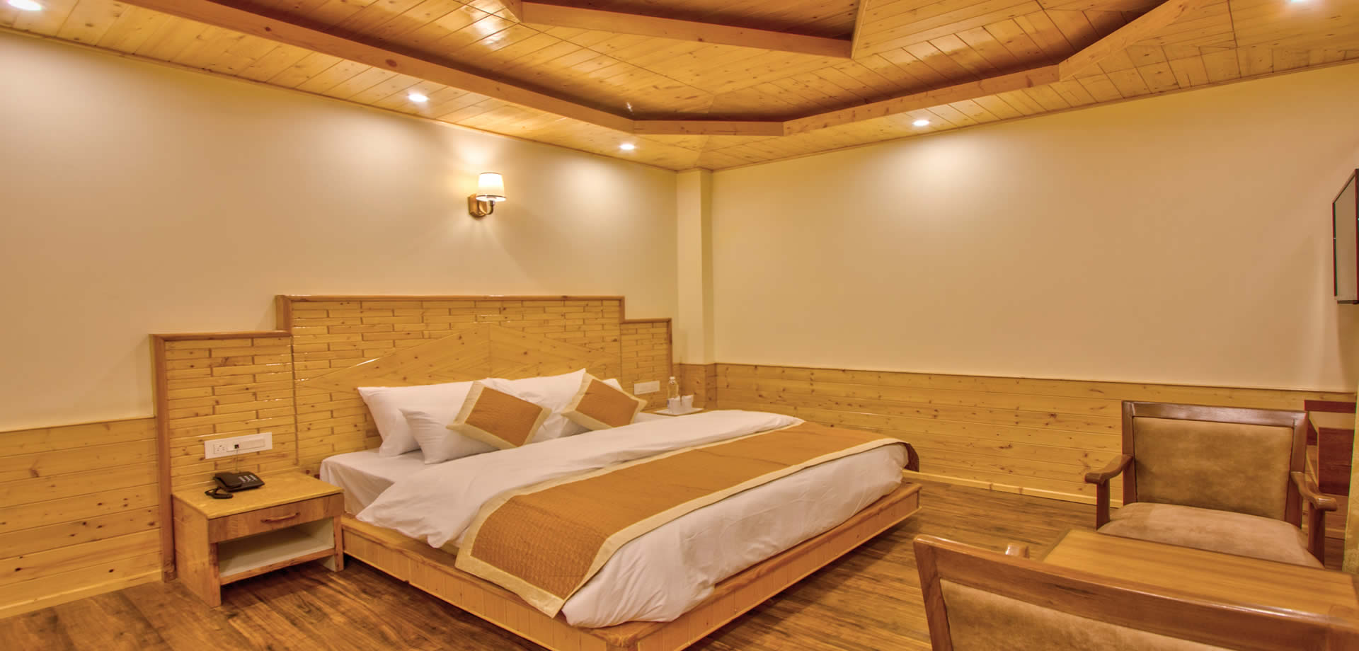 Hotel Golden Peak Manali